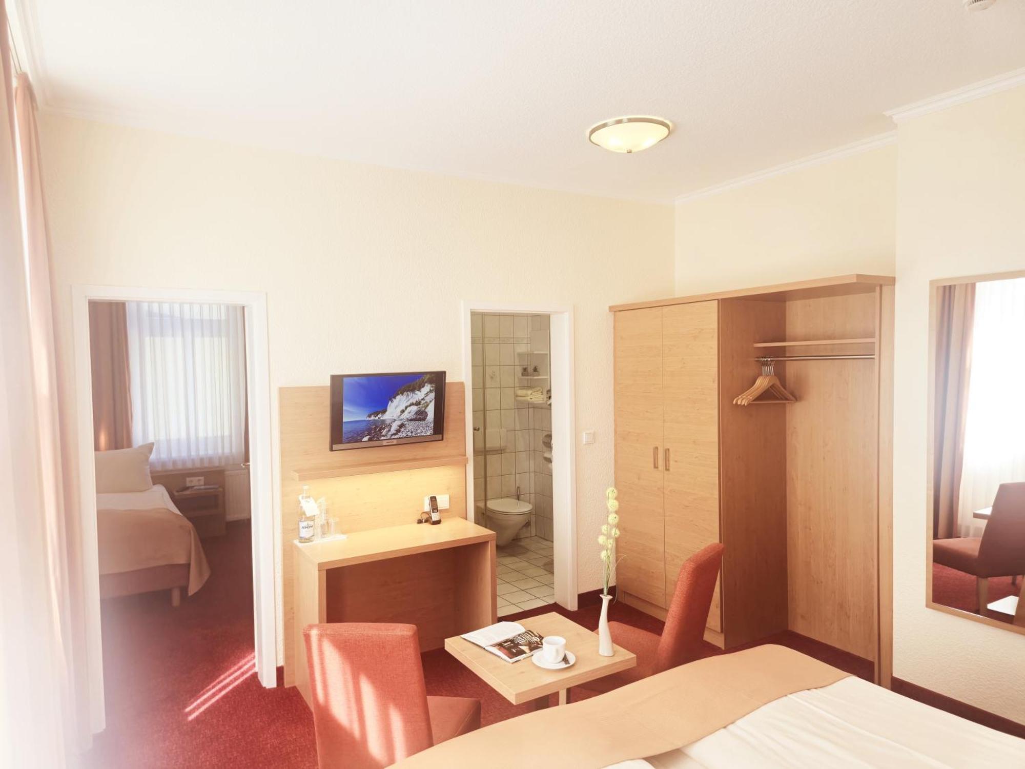 Hotel Villa Meeresgruss Binz Bagian luar foto