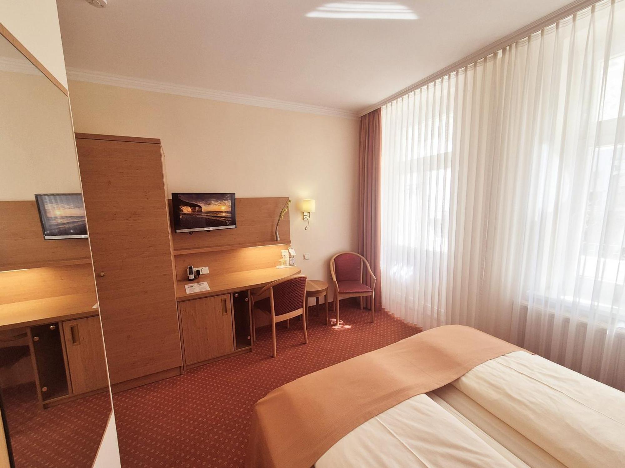 Hotel Villa Meeresgruss Binz Bagian luar foto